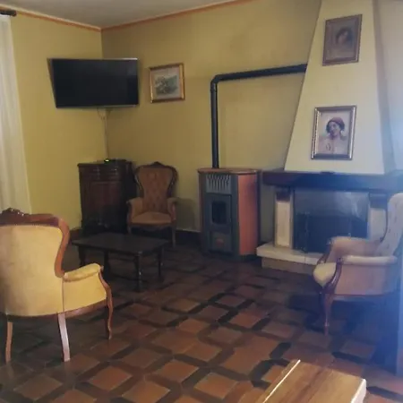 Rita Guest house *